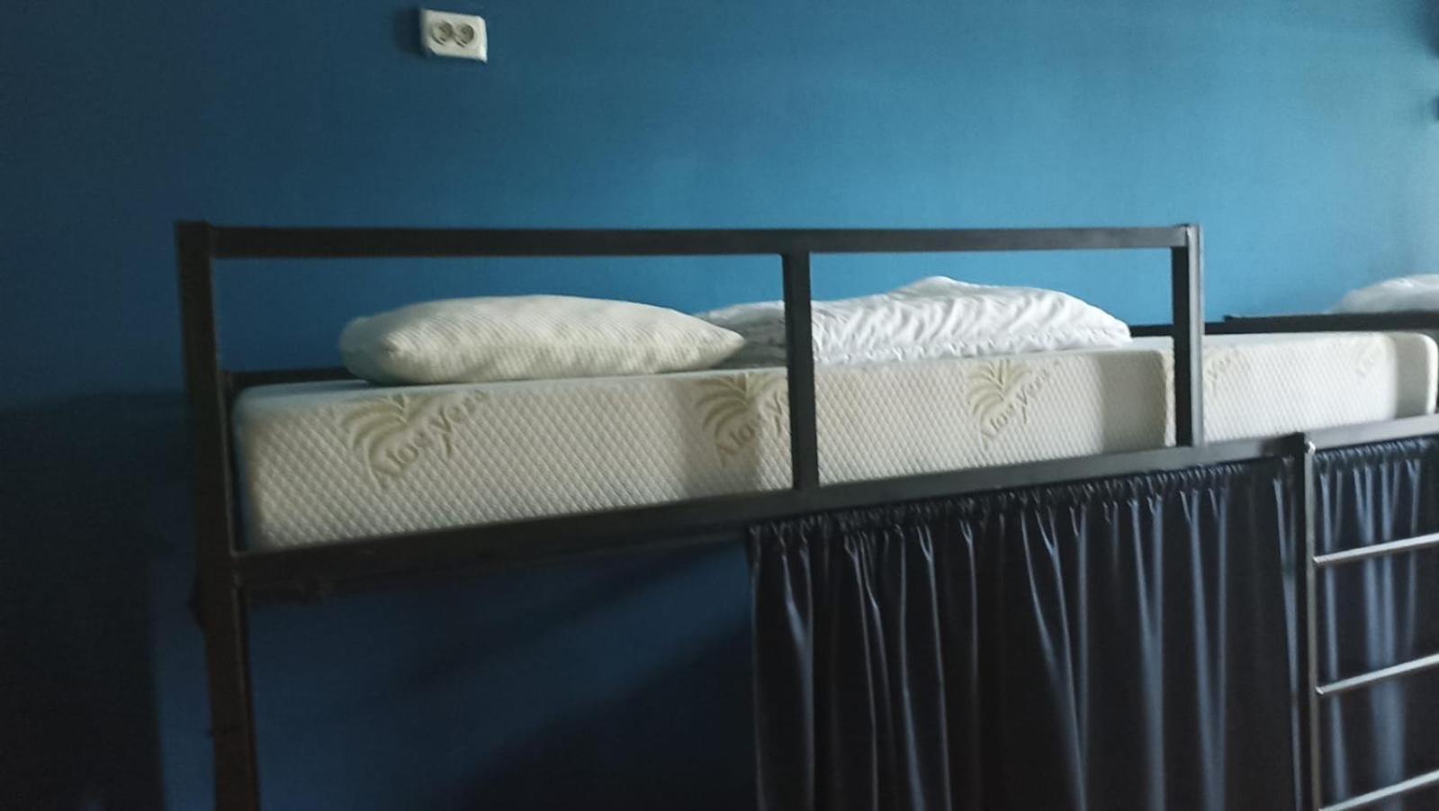 Newborn Center Hostel All Day Free Coffee Pristina Exterior photo