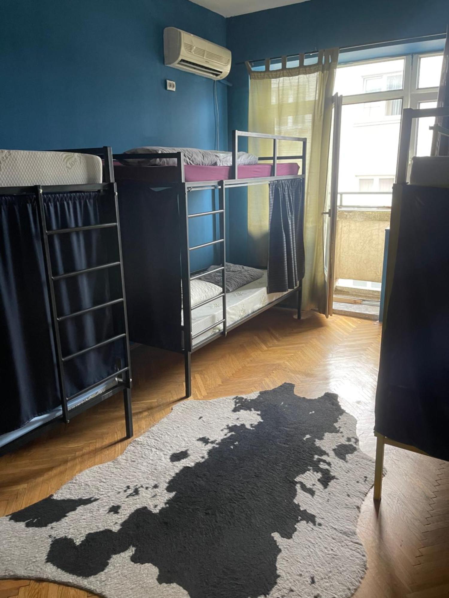 Newborn Center Hostel All Day Free Coffee Pristina Exterior photo