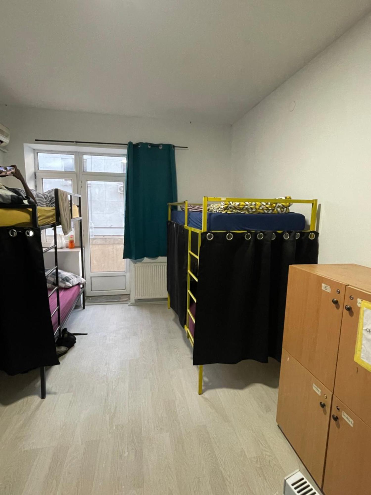 Newborn Center Hostel All Day Free Coffee Pristina Exterior photo